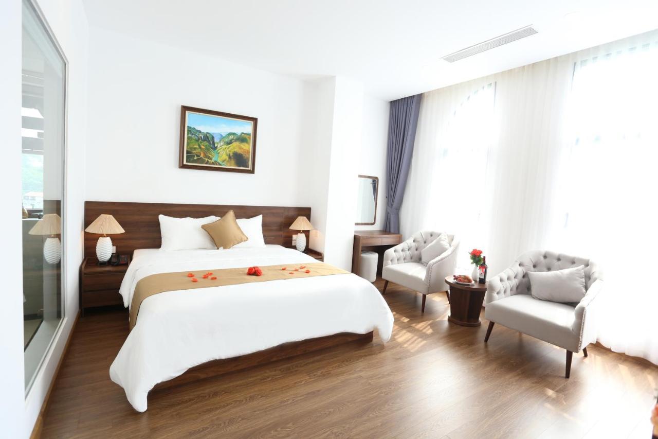 Silk River Hotel Ha Giang Exterior photo